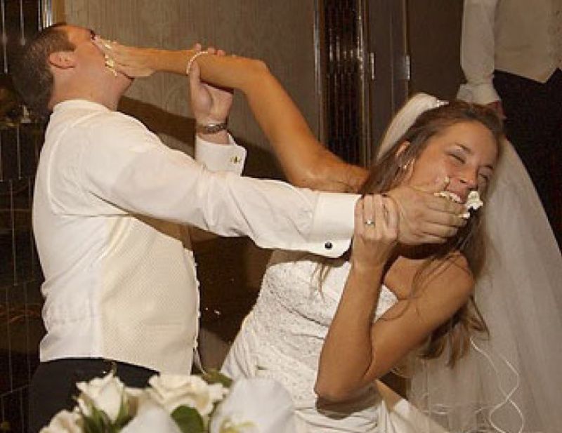 Сексуальная невеста отжигает сразу после свадьбы