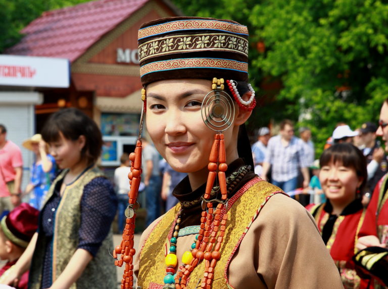 Фотографии россии в виде человека