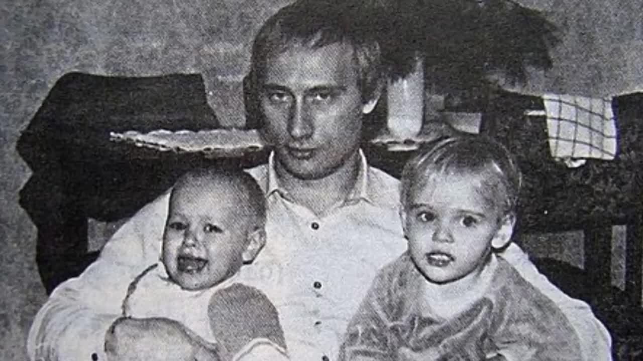 Родители путина владимира фото