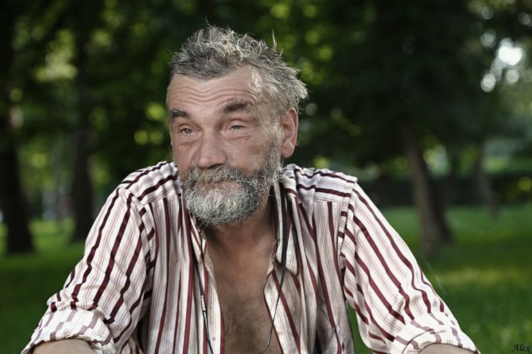 Фото мужчины 60 лет на аватарку