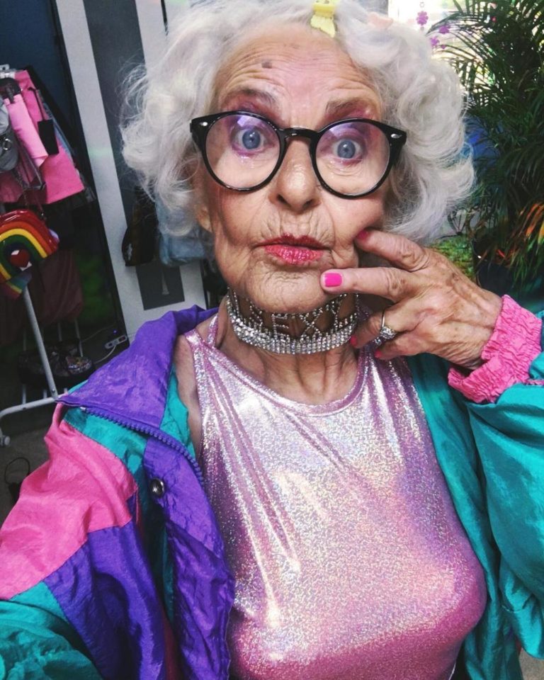 Бабушки раком фото