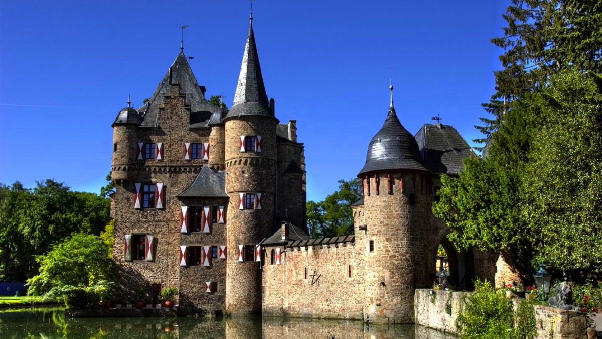 Фото замков средневековья в хорошем качестве бесплатно
