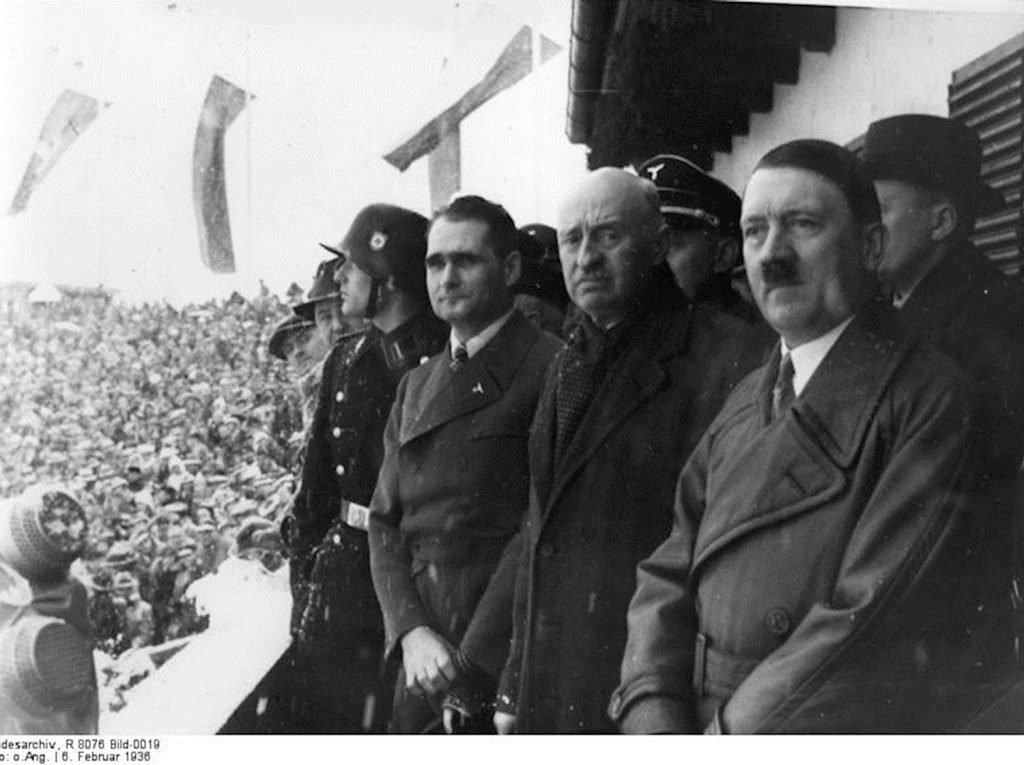 Гитлерюгенд цветные фото