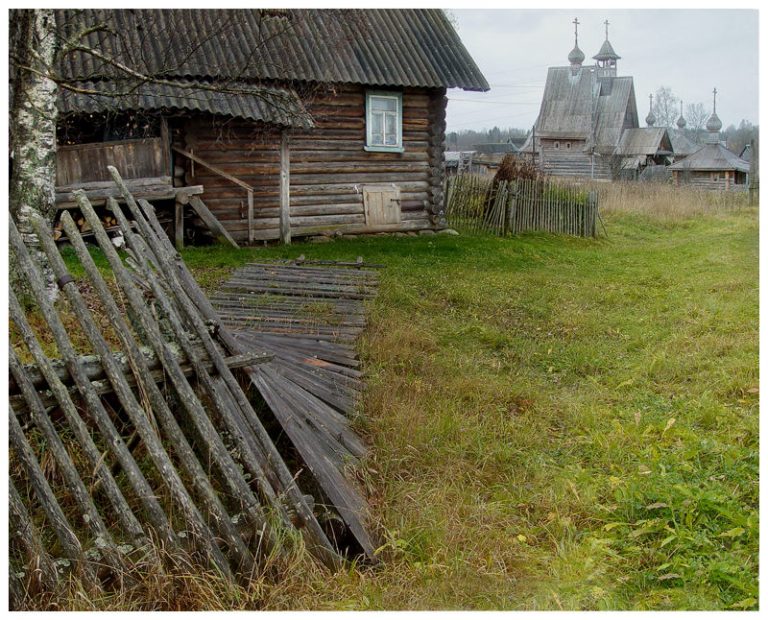 Колодец в деревне картинки