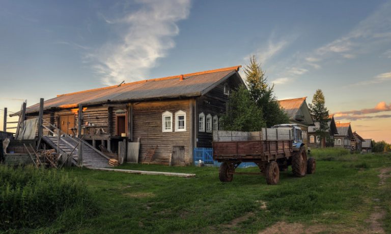 Фото улицы в деревне