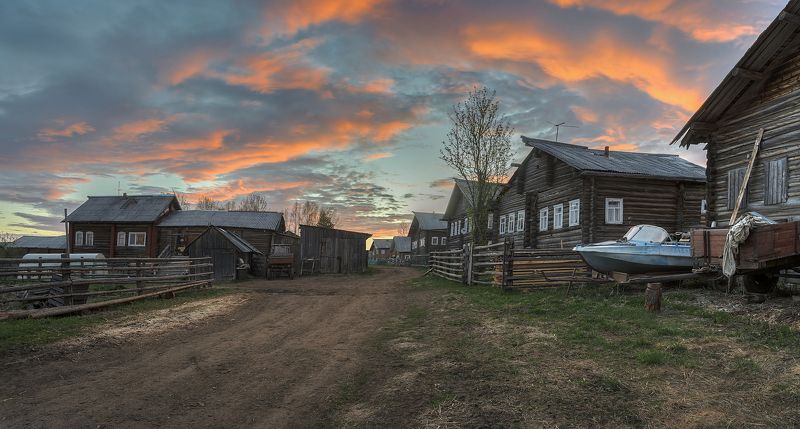 Фото деревенской улицы с домами летом