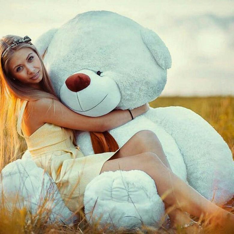 Смешные для, картинки девушка с медведем плюшевым