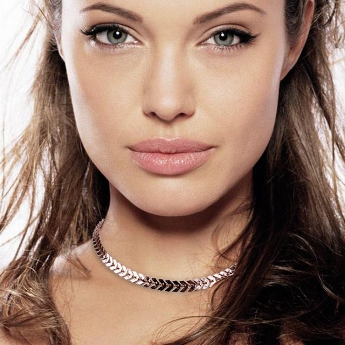 Молодая Анджелина Джоли Фото