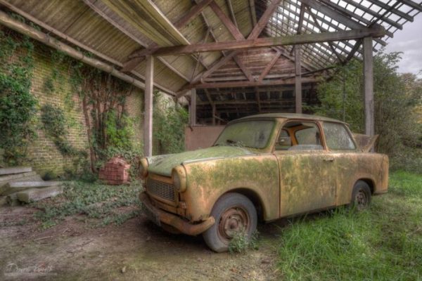 Заброшенные автомобильные свалки